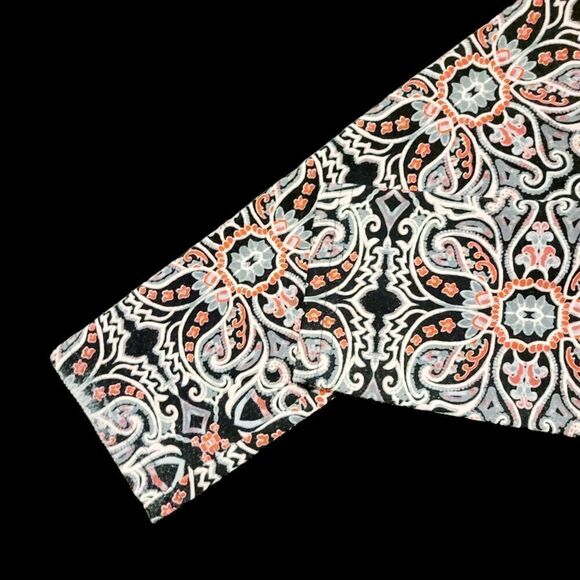 Vintage Black and White Patterned Leggings - Picture 4 of 7